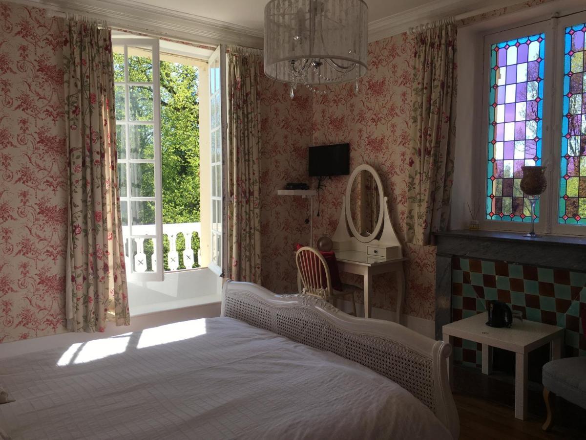 Manoir De L'Epine Bed & Breakfast Saint-Severin Exterior photo